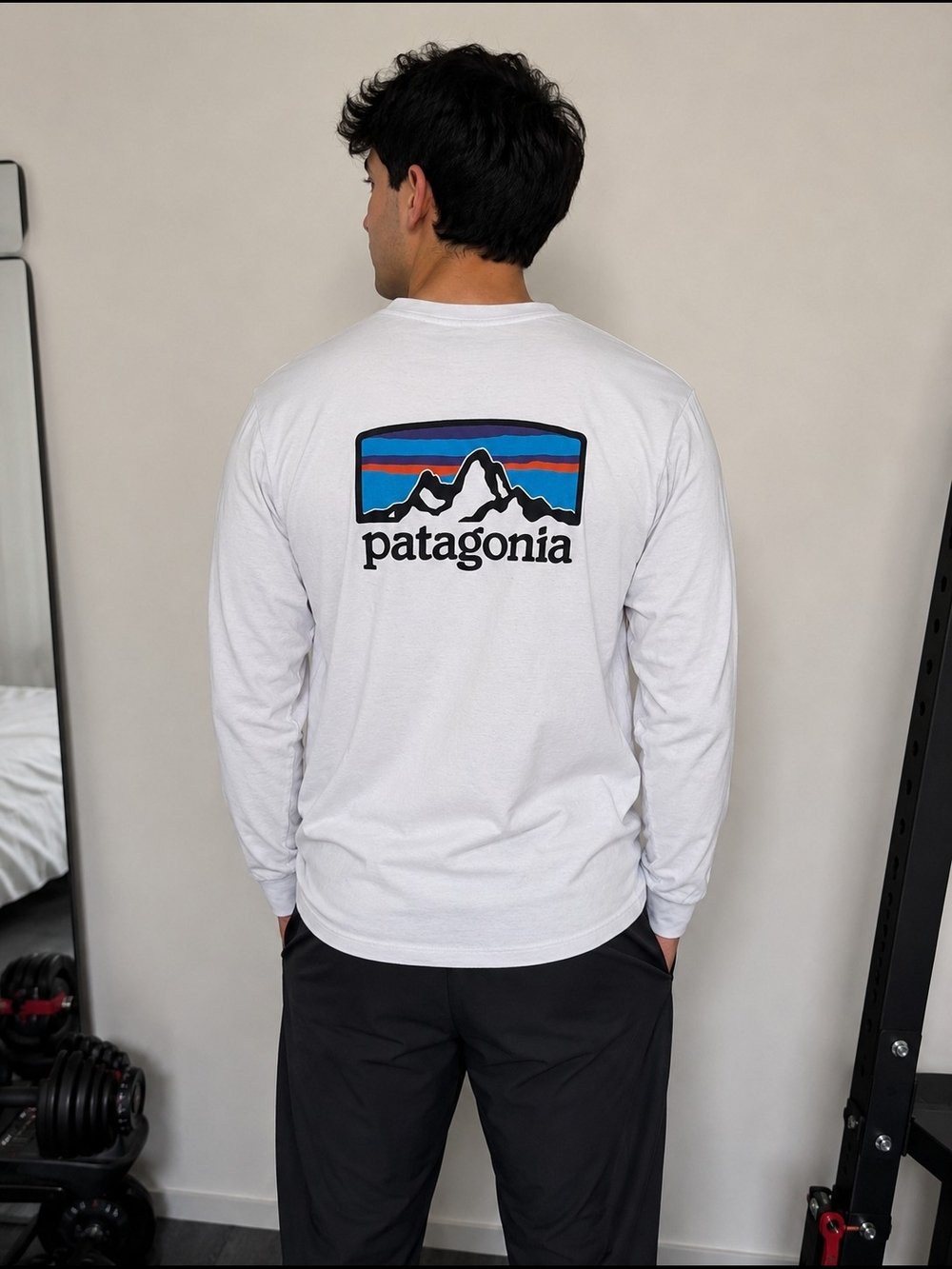 Patagonia Long Sleeve Graphic Logo Shirt White Men’s Large